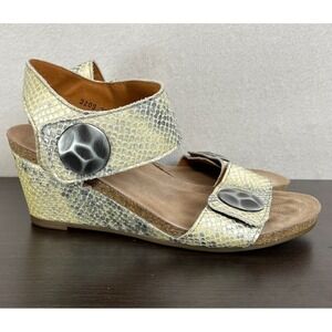 Taos Sandals Womens 37 Pyramid Strappy Leather Wedge Open Toe Casual